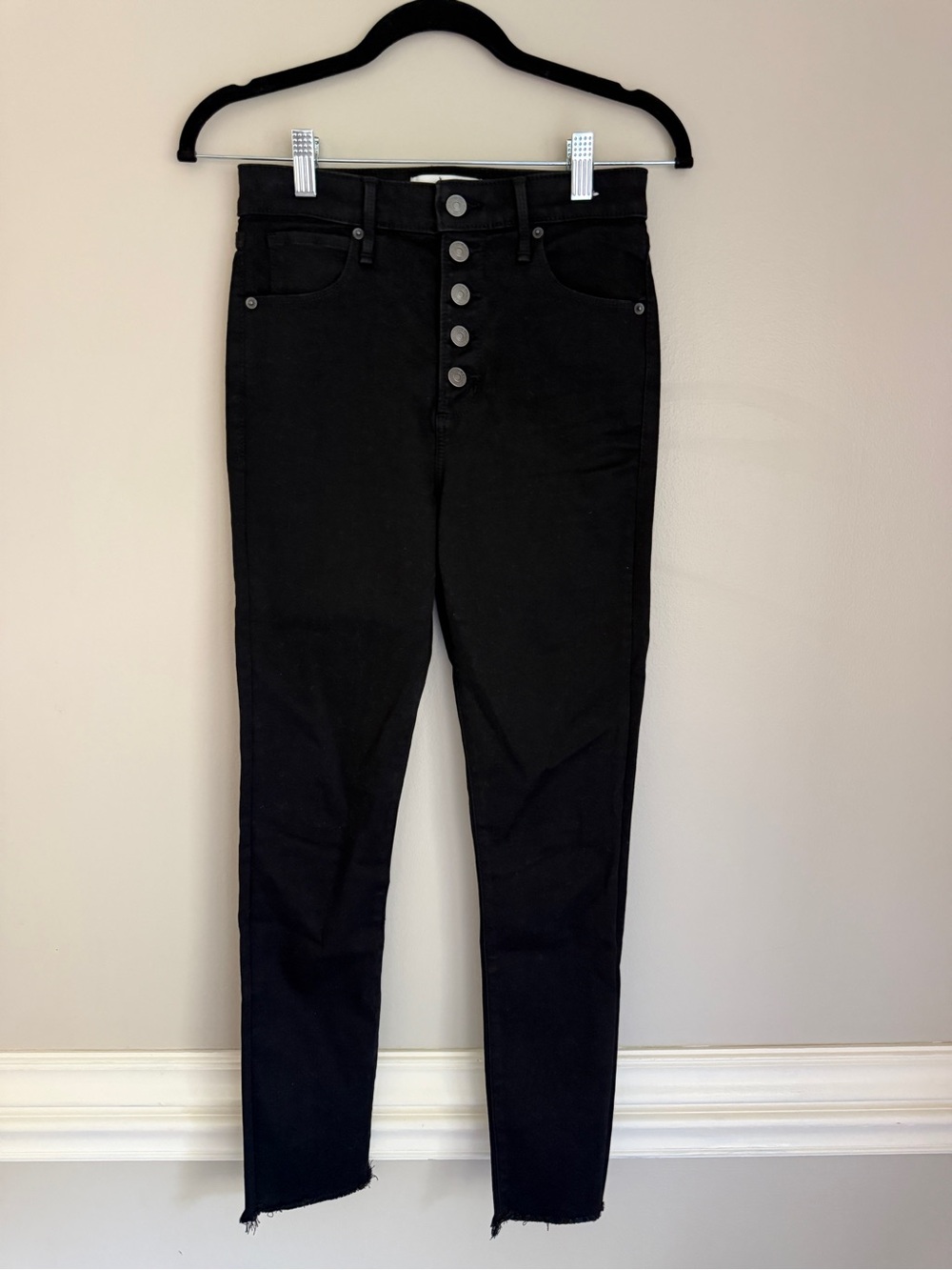 NWOT Abercrombie & Fitch Black Super Skinny Ankle High-Rise Jeans, size 26